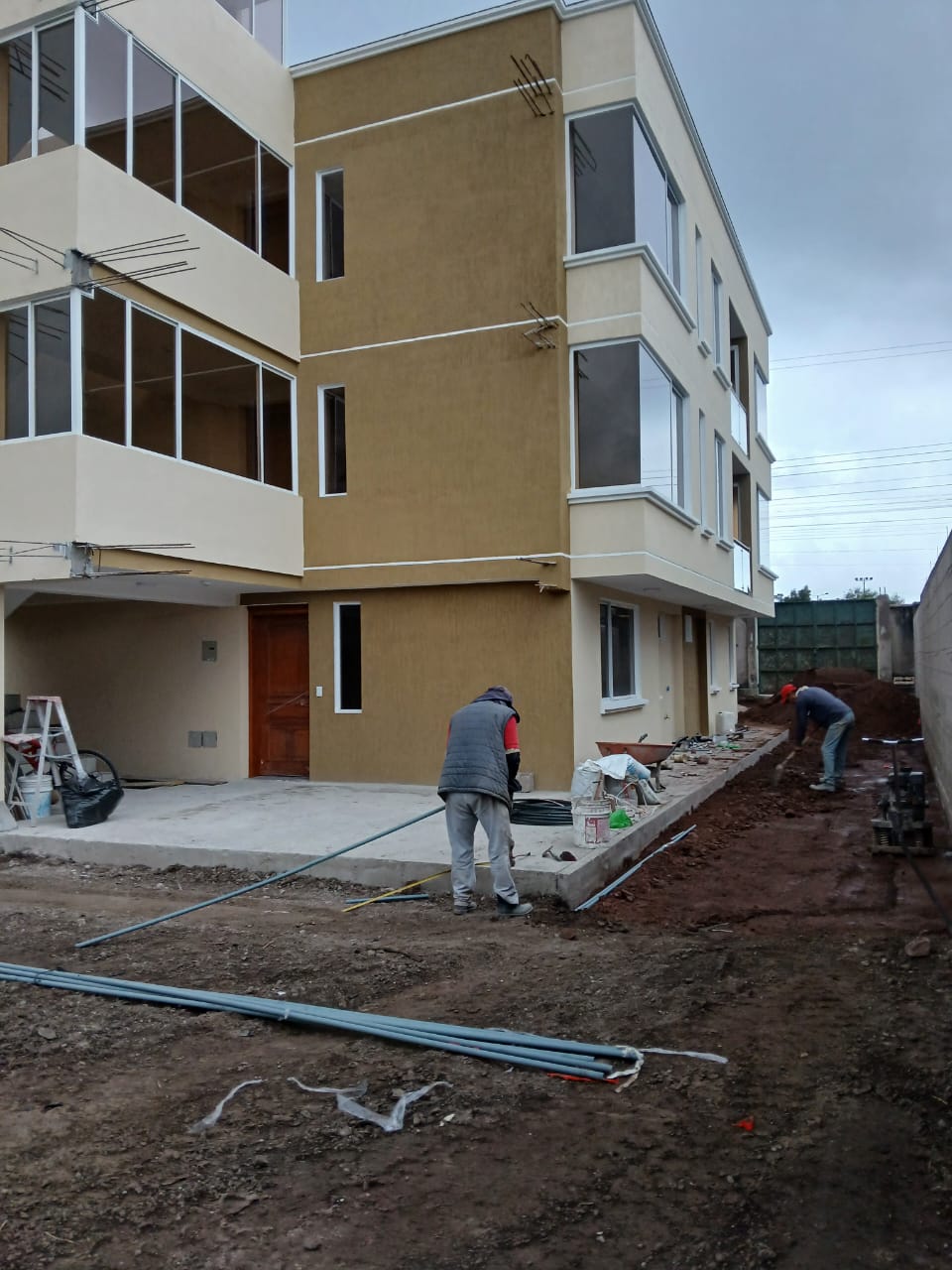 Vivienda terminada lista para legalización ante el municipio